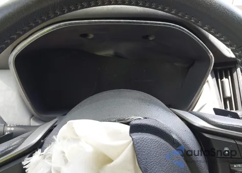 2021 Subaru Outback Premium z USA, uszkodzony, nr VIN 4S4BTAFC3M3163314